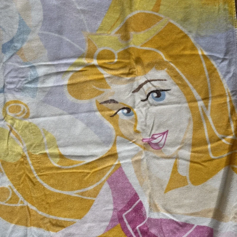 Vintage Disney Store Princess Kids Beach Towel Cinderella, Snow, White, Aurora